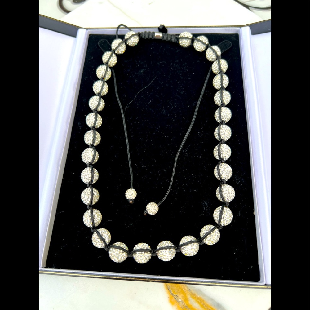 Gorgeous ajustable necklace